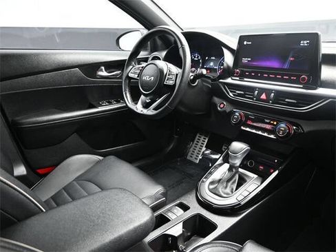 Used 2022 Kia Forte GT-Line w/ GT-Line Premium Package image 24