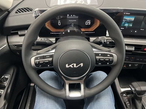 New 2026 Kia K5 LXS FWD image 23