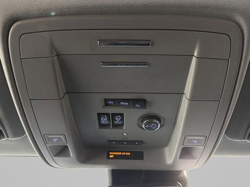 Used 2020 Chevrolet Tahoe LT image 17