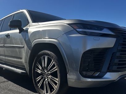 Used 2023 Lexus LX 600 4WD w/ Luxury Package