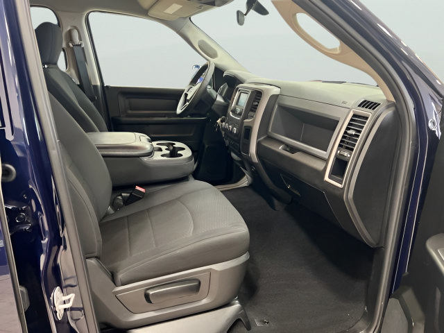 Used 2019 RAM 1500 Express w/ Express Value Package AWD/4WD image 17