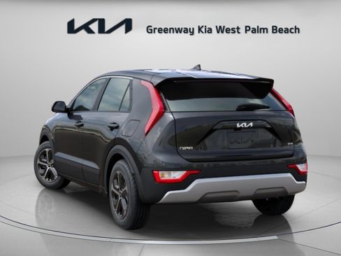 New 2026 Kia Niro LX FWD image 5