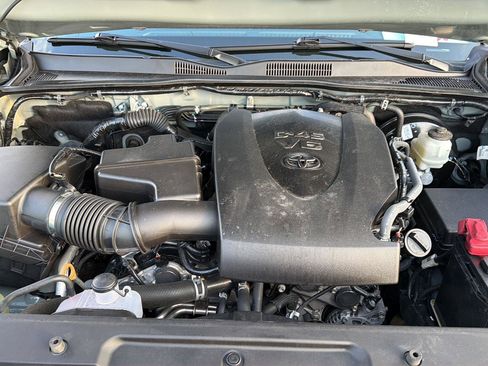 Certified 2023 Toyota Tacoma TRD Sport w/ TRD Premium Sport Package AWD/4WD image 36