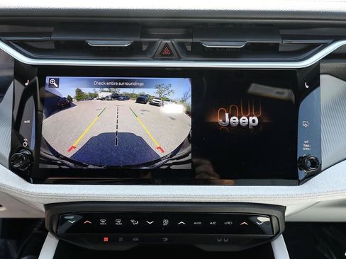 New 2026 Jeep Cherokee Laredo AWD/4WD image 15