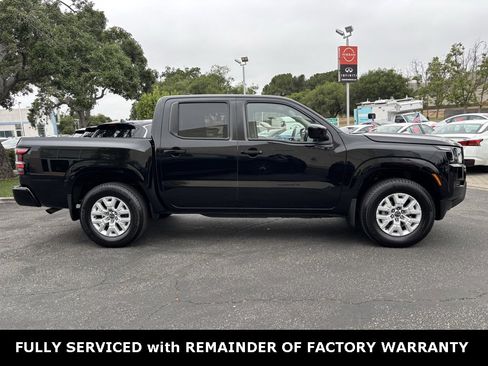 Used 2023 Nissan Frontier SV image 4