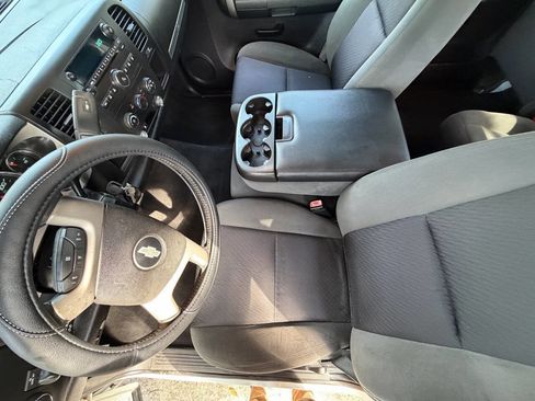 Used 2009 Chevrolet Silverado 2500 LT image 10