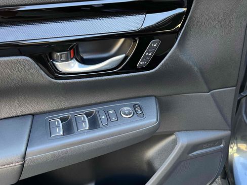 Used 2023 Honda CR-V Sport Touring image 77