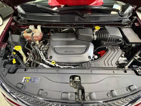 Used 2021 Chrysler Voyager Lxi image 50