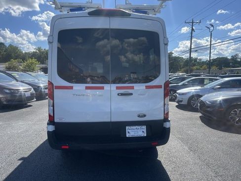 Used 2019 Ford Transit 150 XLT image 7