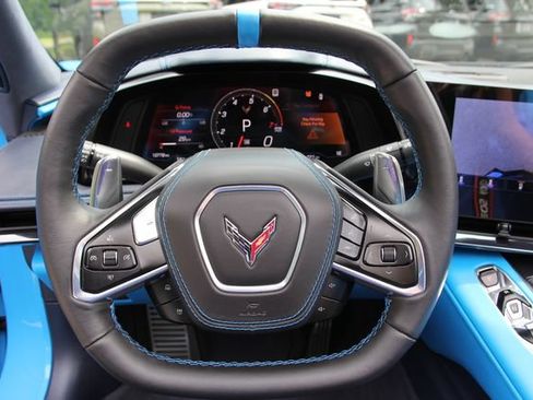 Used 2023 Chevrolet Corvette Stingray Premium Conv w/ Z51 Performance Package RWD image 27