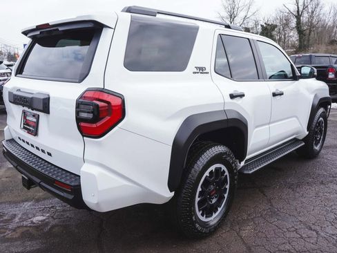 Used 2025 Toyota 4Runner TRD Off-Road image 5