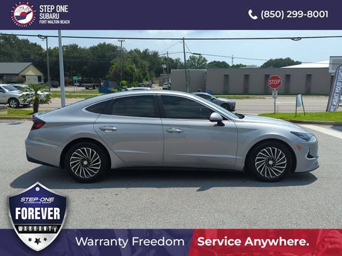 Used 2023 Hyundai Sonata Limited w/ Cargo Package FWD image 8