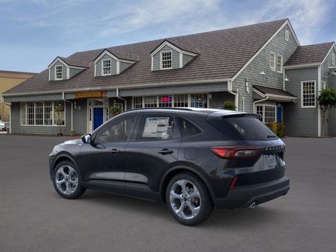 Used 2025 Ford Escape ST-Line Select AWD/4WD image 4