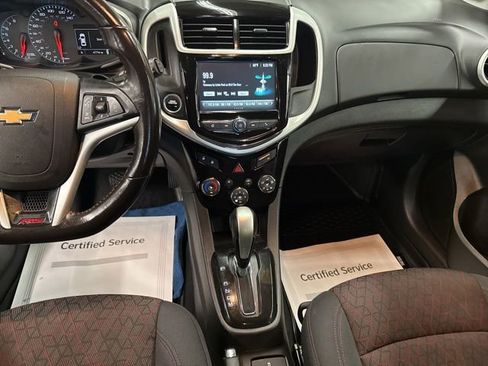 Used 2017 Chevrolet Sonic LT w/ Convenience Package FWD image 18