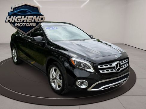 Used 2020 Mercedes-Benz GLA 250 4MATIC w/ Premium Package image 8