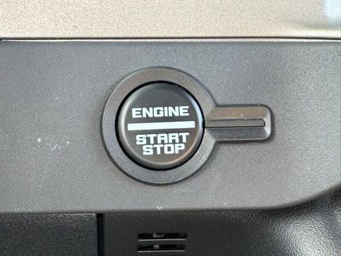Used 2025 Ford Bronco Outer Banks AWD/4WD image 42