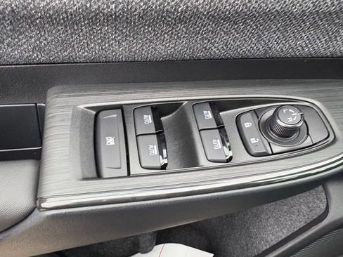 New 2026 Subaru Outback Limited image 8