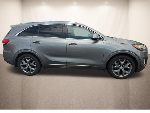 Used 2016 Kia Sorento SX FWD image 4