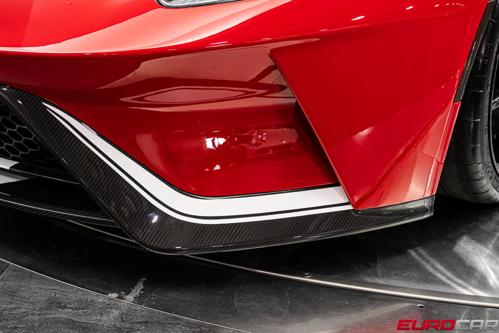 Used 2022 Ford GT Heritage Edition RWD image 16
