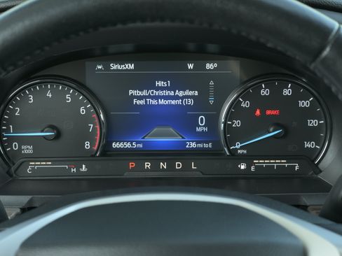 Used 2023 Ford Explorer Limited AWD/4WD image 23