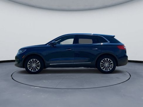 Used 2017 Lincoln MKX Select w/ Select Plus Package FWD image 3