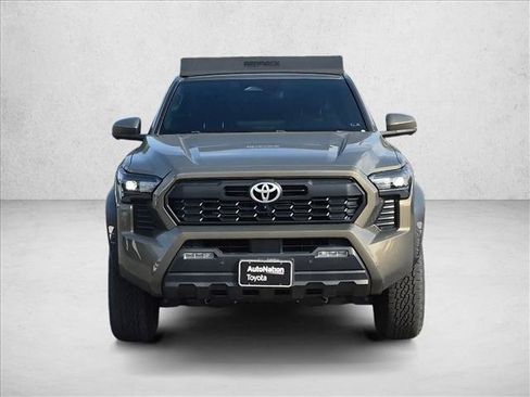 Used 2024 Toyota Tacoma TRD Off-Road w/ TRD Off Road Premium Package AWD/4WD image 2