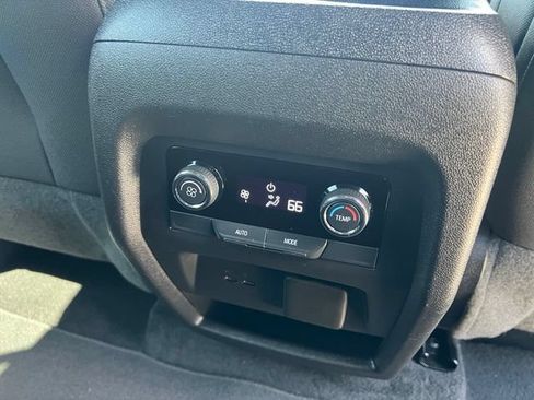 Used 2024 Chevrolet Traverse LS AWD/4WD image 25