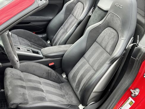 Used 2021 Porsche 718 Boxster GTS image 15