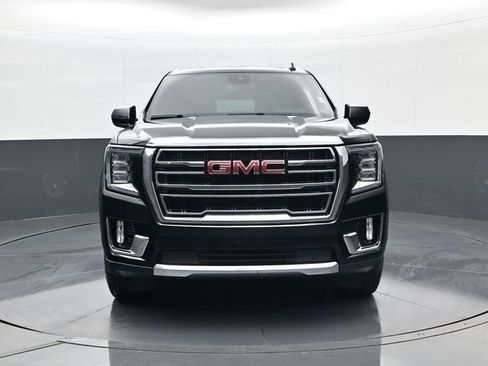 Used 2023 GMC Yukon SLT AWD/4WD image 2