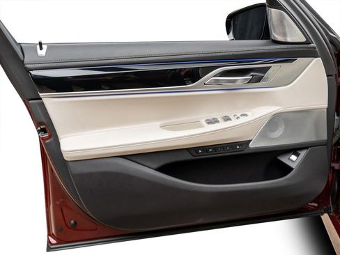 Used 2022 BMW ALPINA B7 xDrive ALPINA B7 xDrive w/ Luxury Rear Seating Package image 68