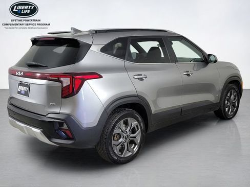 Used 2024 Kia Seltos S AWD/4WD image 3