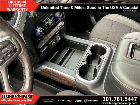 Used 2021 Chevrolet Silverado 1500 LT Trail Boss w/ Bed Protection Package AWD/4WD image 18