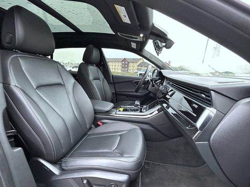 Used 2019 Audi Q8 Premium Plus AWD/4WD image 16