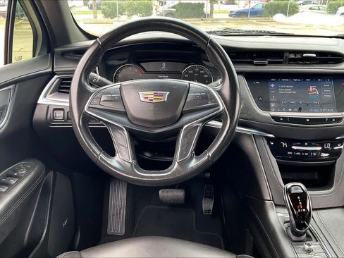 Used 2020 Cadillac XT5 Luxury FWD image 12