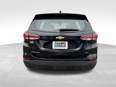 Used 2022 Chevrolet Equinox LS AWD/4WD image 21