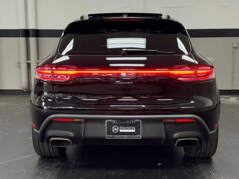 Used 2023 Porsche Macan AWD/4WD image 11