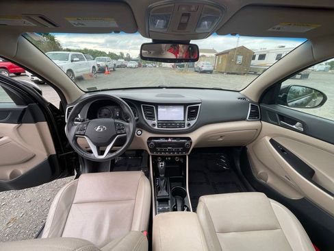 Used 2017 Hyundai Tucson Limited w/ Limited Ultimate Package 03 AWD/4WD image 3