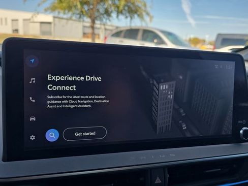 Used 2025 Toyota Prius Limited image 22