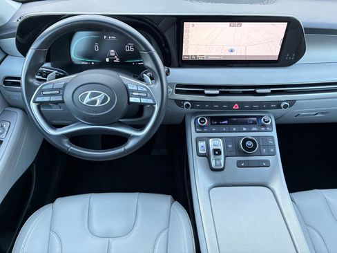 Used 2024 Hyundai Palisade SEL FWD image 19