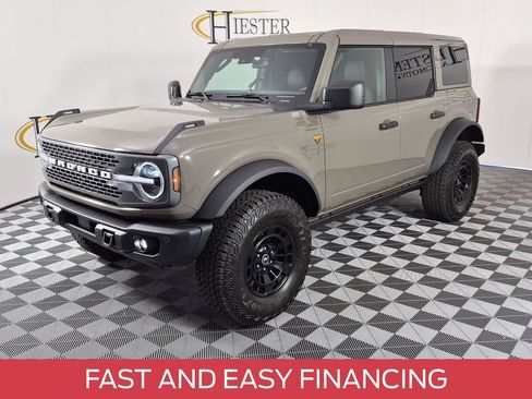 Used 2026 Ford Bronco Badlands AWD/4WD image 8