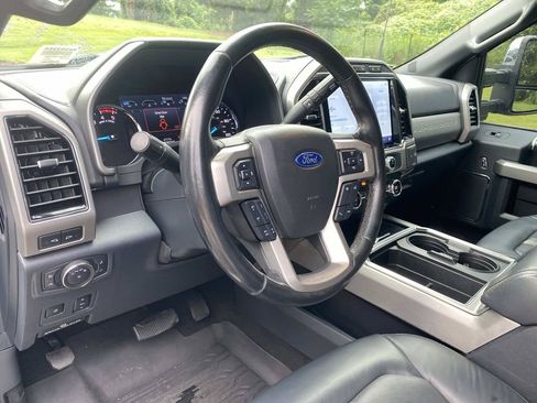 Certified 2022 Ford F350 Platinum w/ Tremor Off-Road Package AWD/4WD image 23