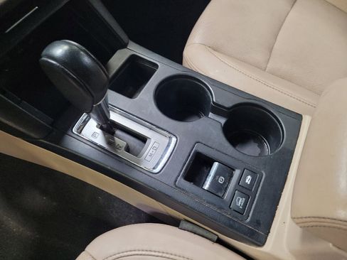 Used 2015 Subaru Outback 3.6R Limited image 26