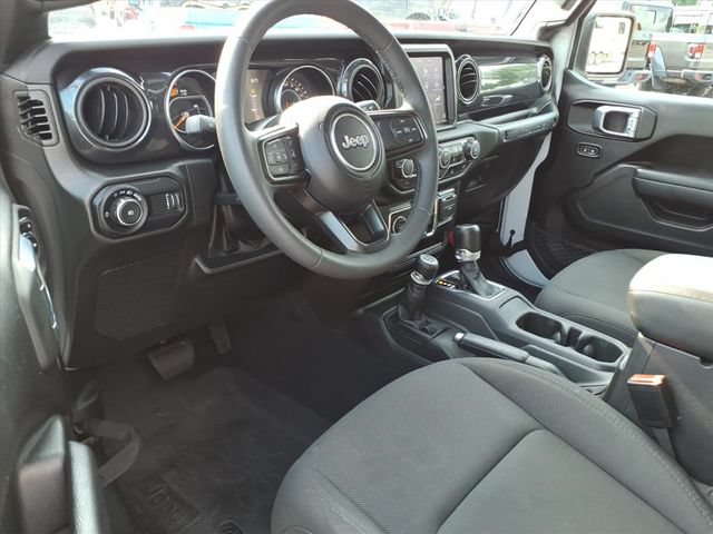 Used 2023 Jeep Wrangler Unlimited Sport AWD/4WD image 14