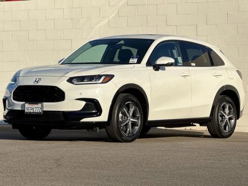 Used 2023 Honda HR-V EX-L image 11