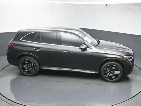 Used 2026 Mercedes-Benz GLC 300 image 53