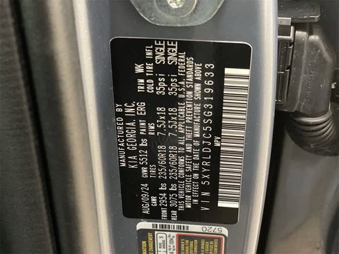 Used 2025 Kia Sorento S image 30