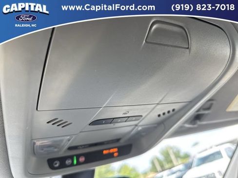 Used 2018 GMC Terrain SLT w/ Preferred Package FWD image 32