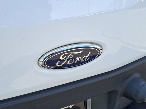 Used 2024 Ford Transit 350 XLT RWD image 27