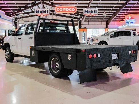 Used 2019 Chevrolet Silverado 3500 W/T w/ WT Convenience Package image 4