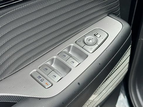Used 2025 Hyundai Palisade Calligraphy AWD/4WD image 18